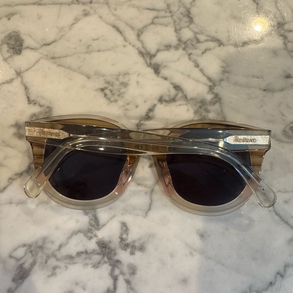 Illesteva sunglasses barely worn main image 7